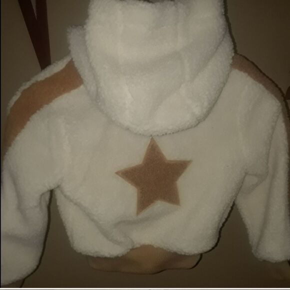 NWT Urban Republic Faux Fur Star Sherpa size 5/6 - Picture 2 of 6